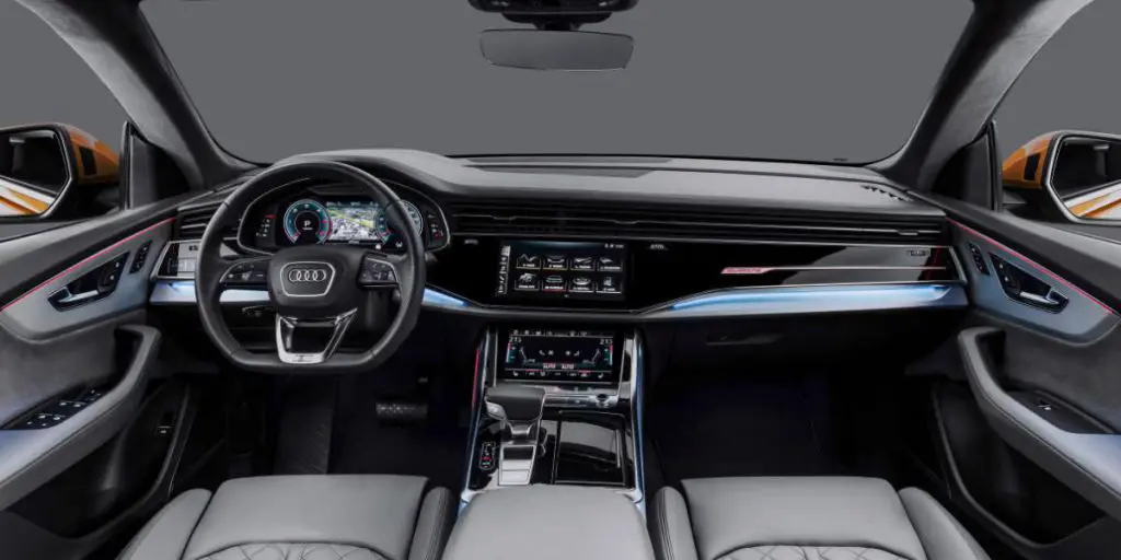 Audi Q8 interior