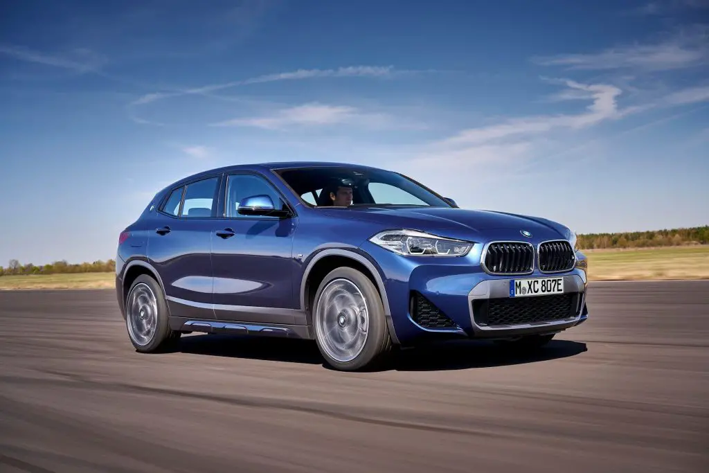 BMW X2 front 3/4 view