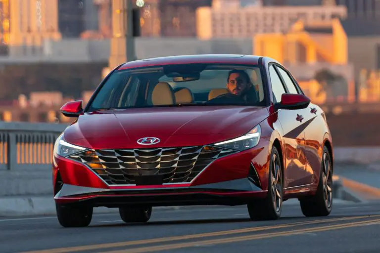 Hyundai Elantra vs Sonata Which Sedan Should You Pick? Motorborne