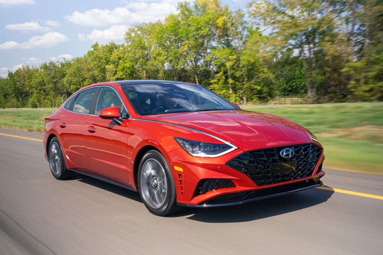 Hyundai Elantra vs Sonata Which Sedan Should You Pick? Motorborne