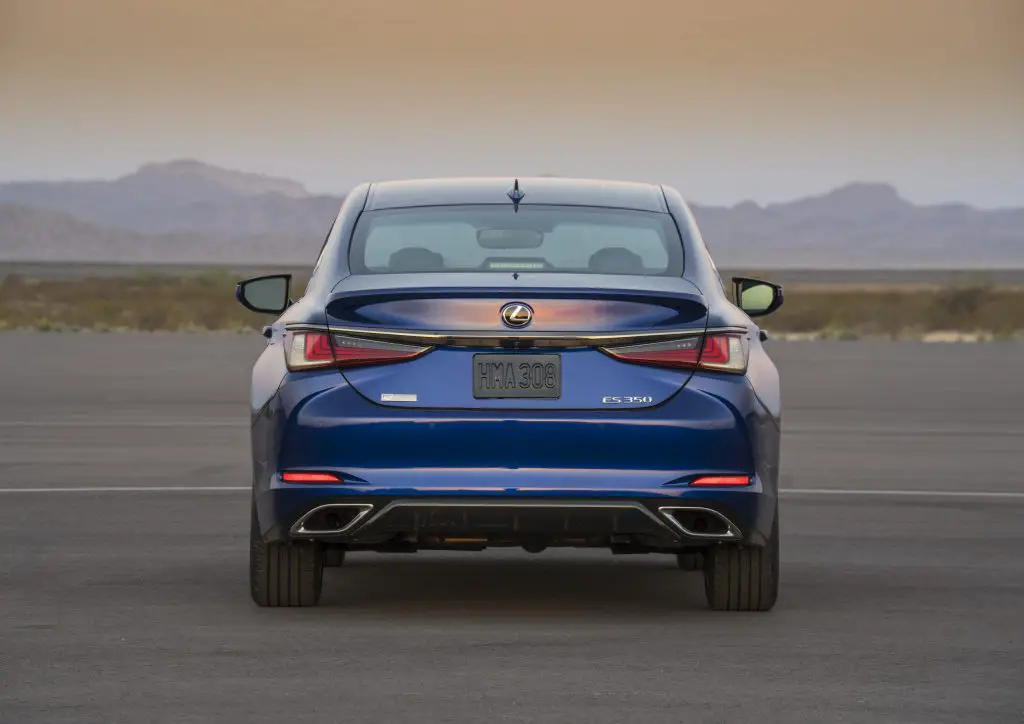 Lexus ES rear view