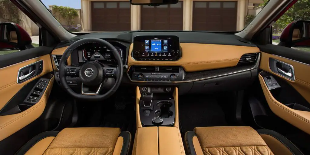 Nissan Rogue interior