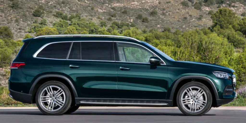 Mercedes GLS side view