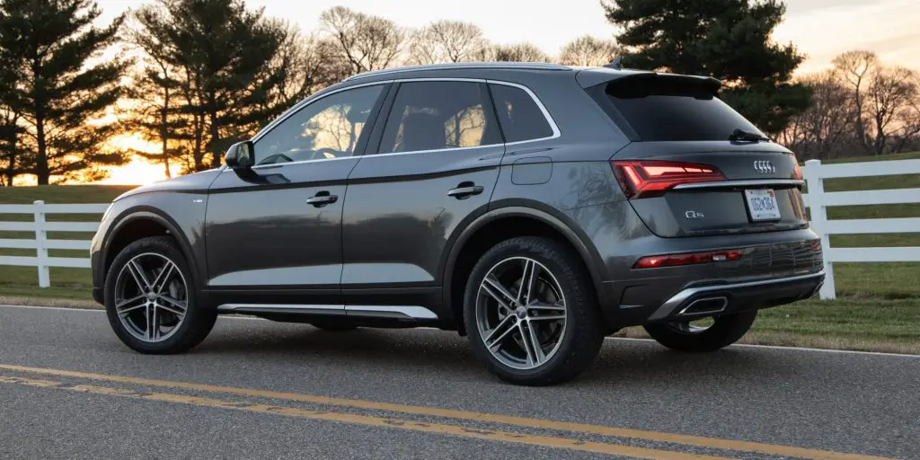 2022 Audi Q5 rear 3/4 view