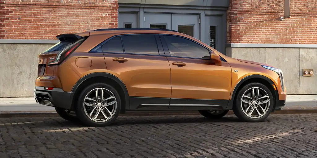 Cadillac XT4 side view