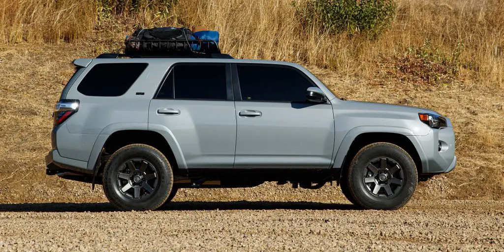 Toyota 4Runner side view